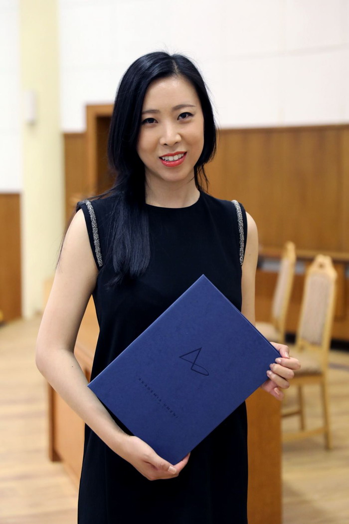 IQlb_1721192125972099822.jpg 赵娜.jpg