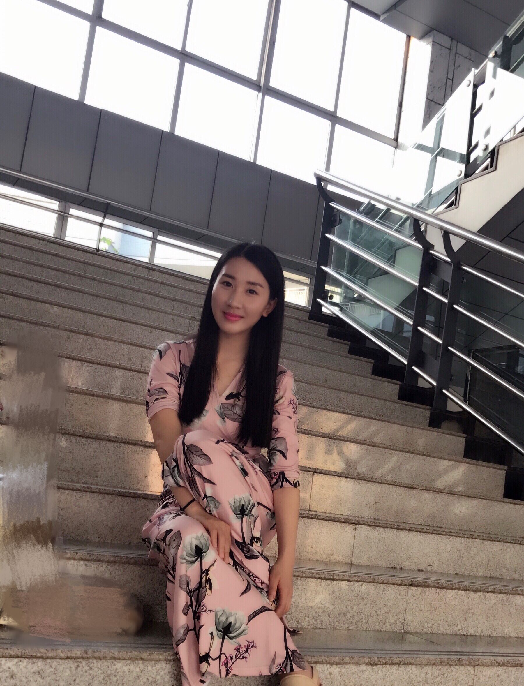 adkD_1748570396952070077.jpg 叶静.jpg